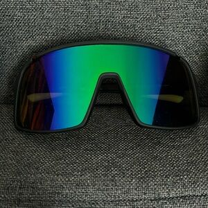 DSG runners sunglasses